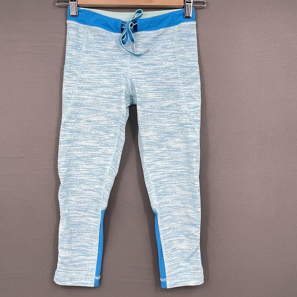 Lululemon Beach Runner Crop Aqua Blue Leggings Size 2